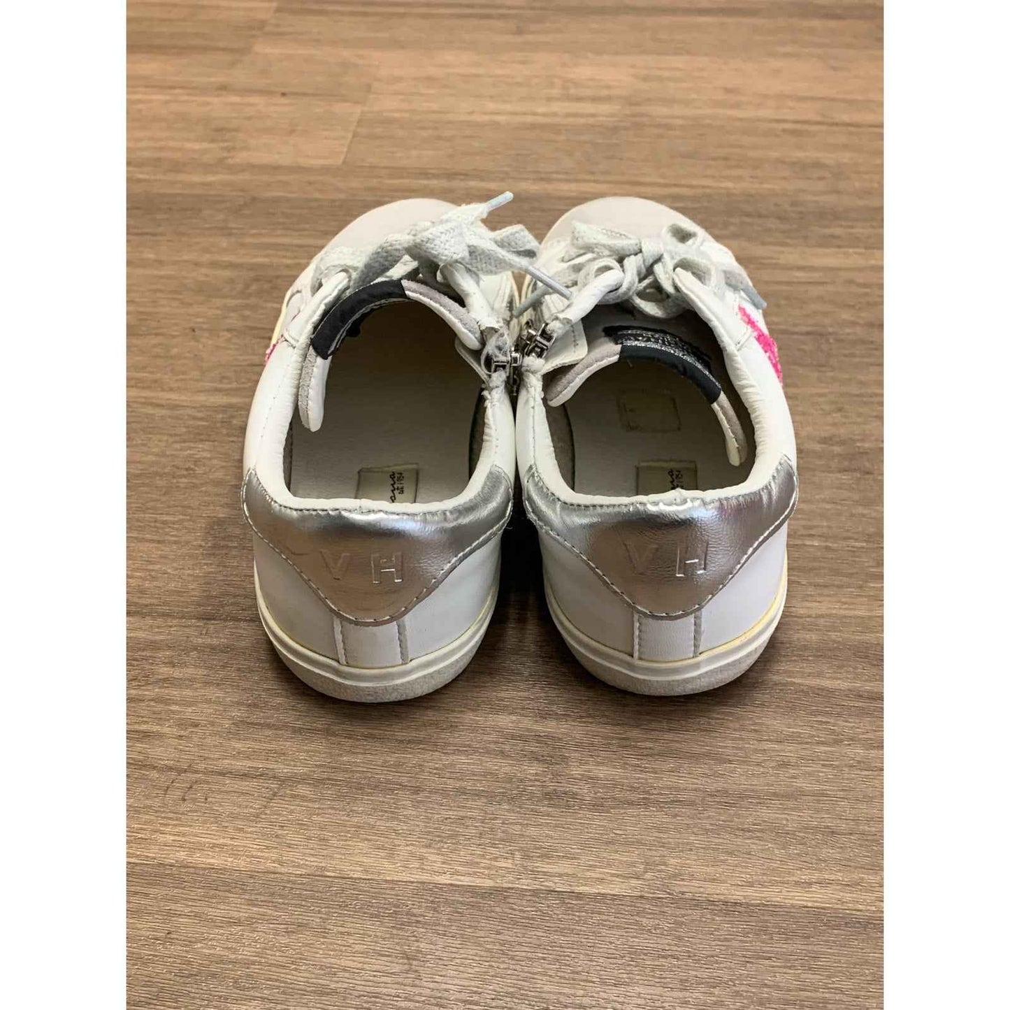 Girls/Woman's Size 5 Vintage Havannah White Gray Pink Sparkle Star Sz 5