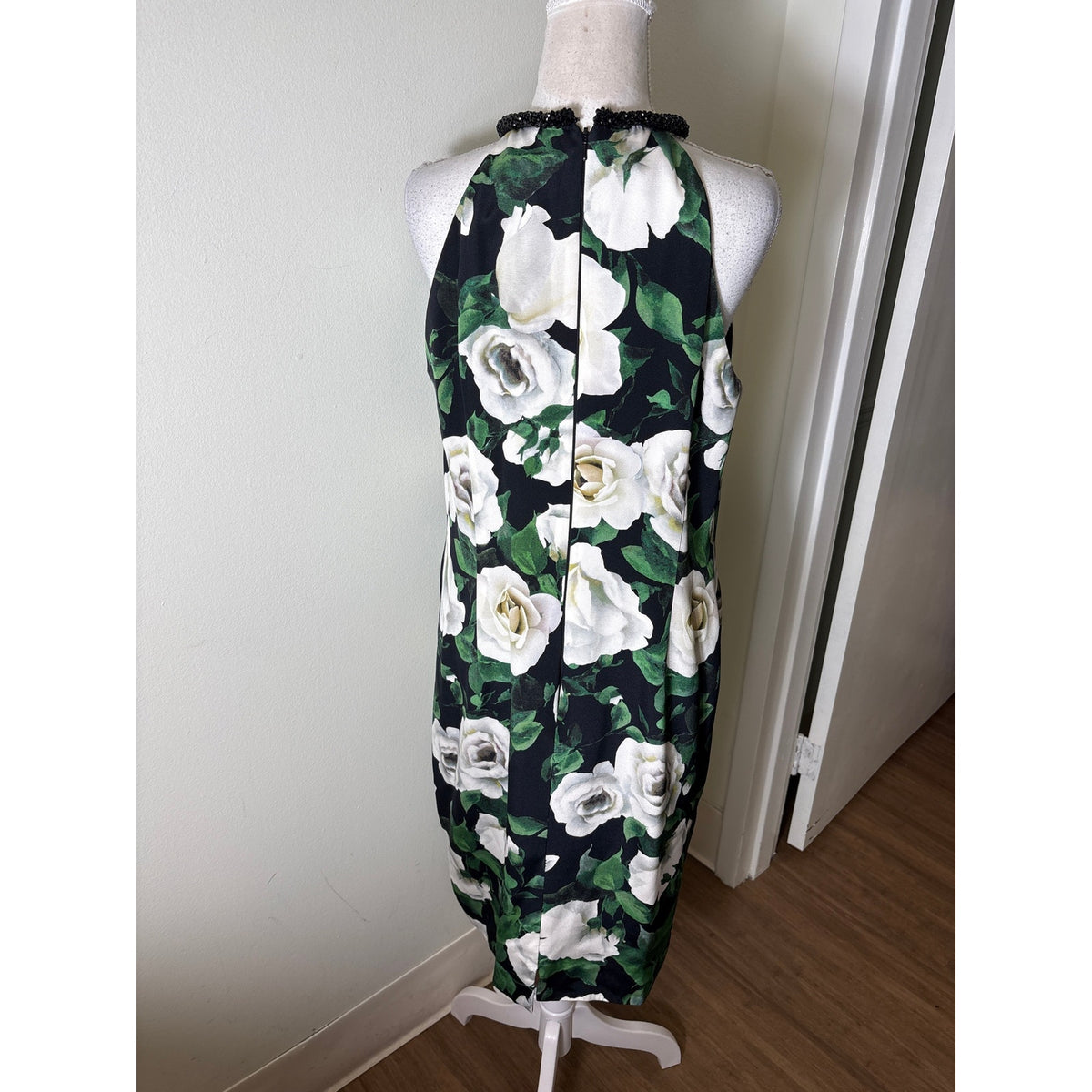 NWT Carmen Marc Valvo Green and Black Floral Knee Length Cocktail Dress Sz 14