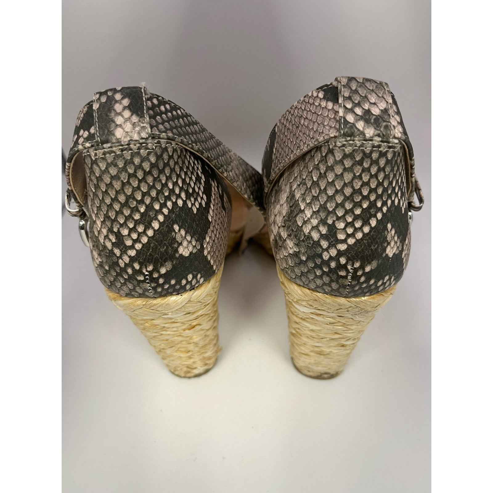 Dolce Vita Gray Snakeskin Nude Wedge Sandals Sz 9.5