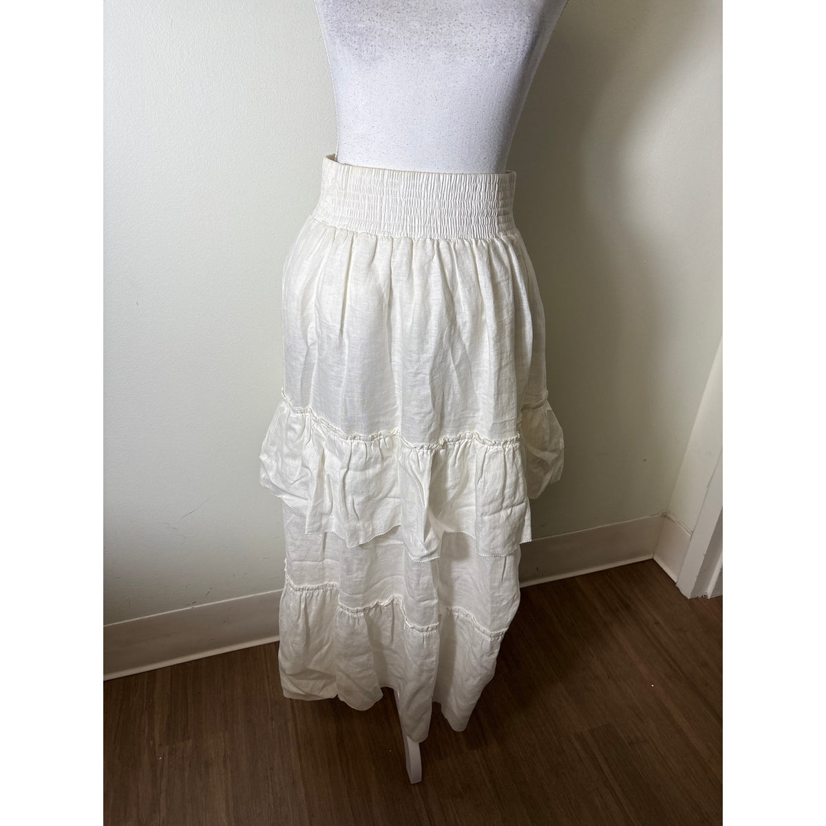 Sundays Off White Linen Tiered Maxi Skirt Sz M