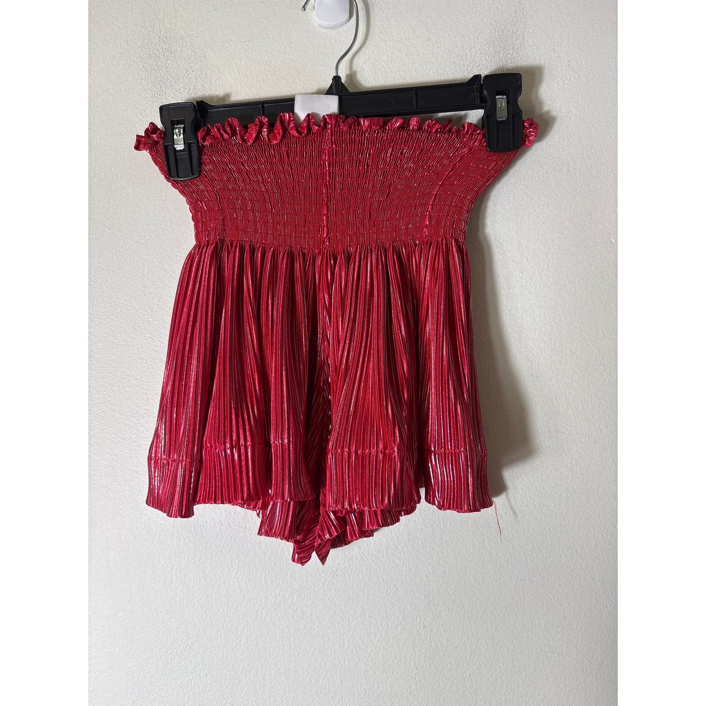 Queen of Sparkles Red Shimmery Pleated Smocked Shorts Sz S