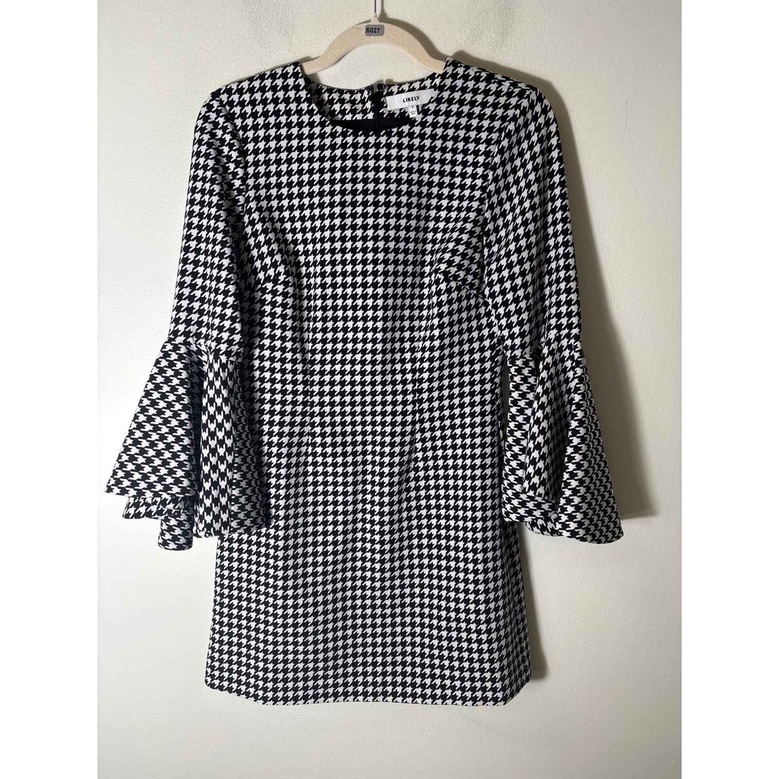 Likely Black and White Houndstooth Long Sleeve Knee Length Dress Sz 4
