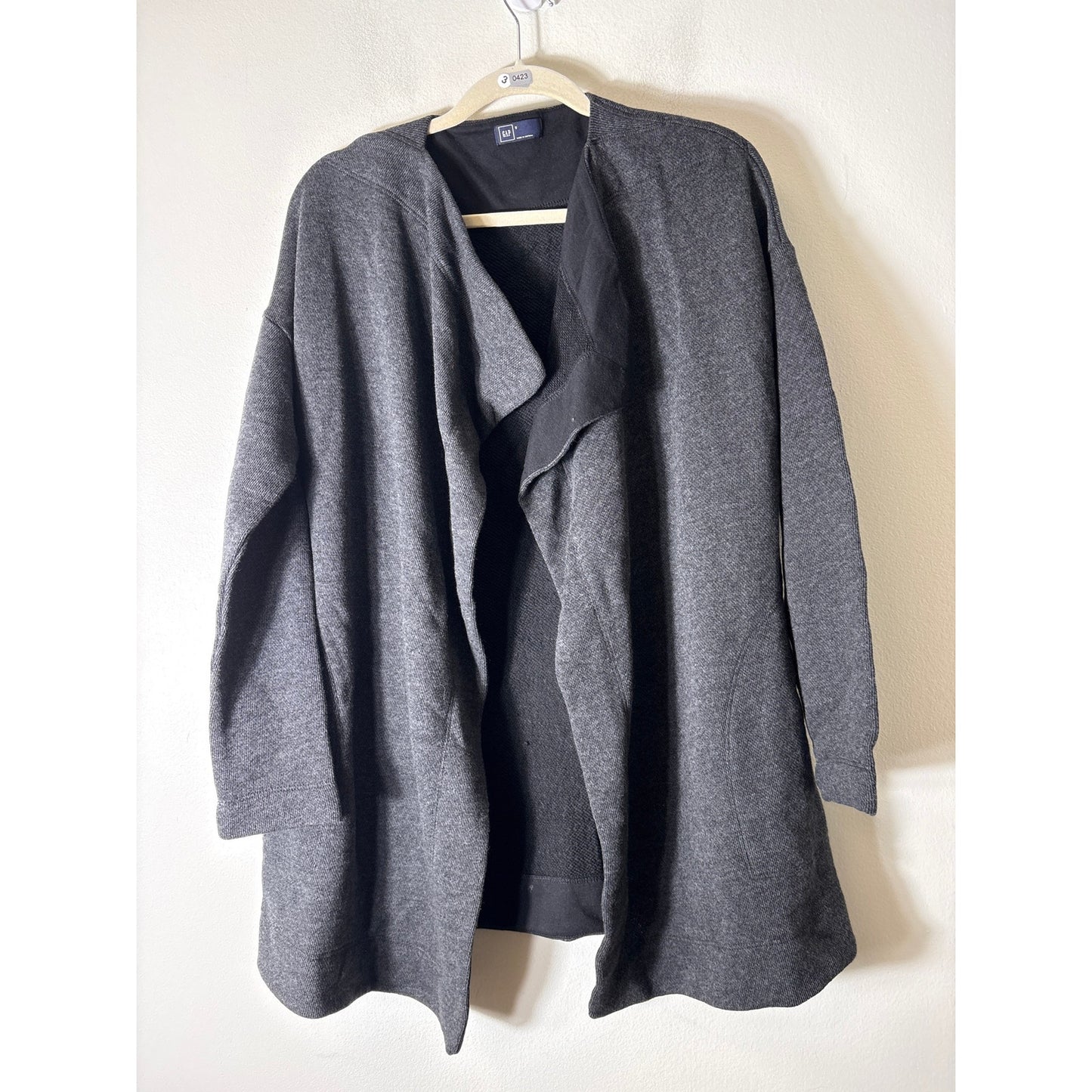 Gap Black Sleevless Knit Cardigan Vest Sz S