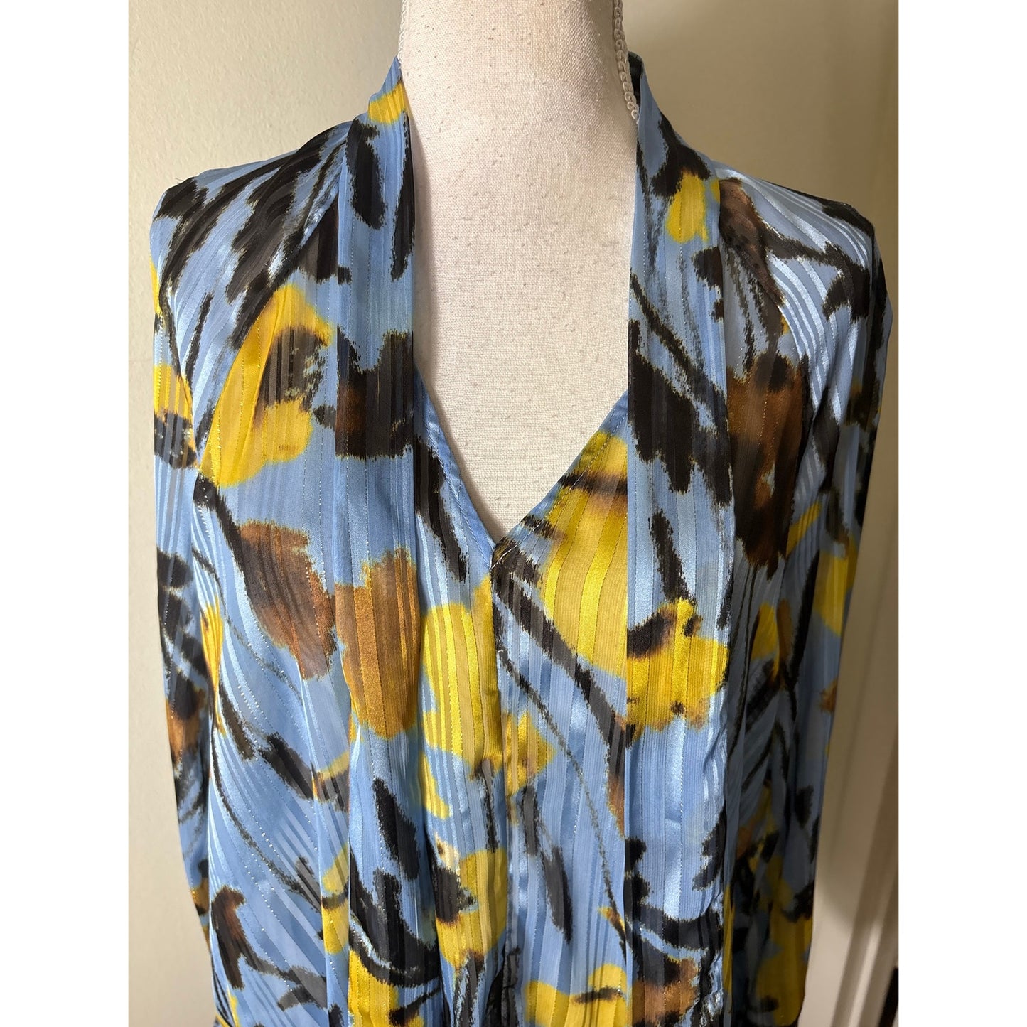 Pearl by Lela Rose Blue and Yellow Gold Threaded Blouse Sz L