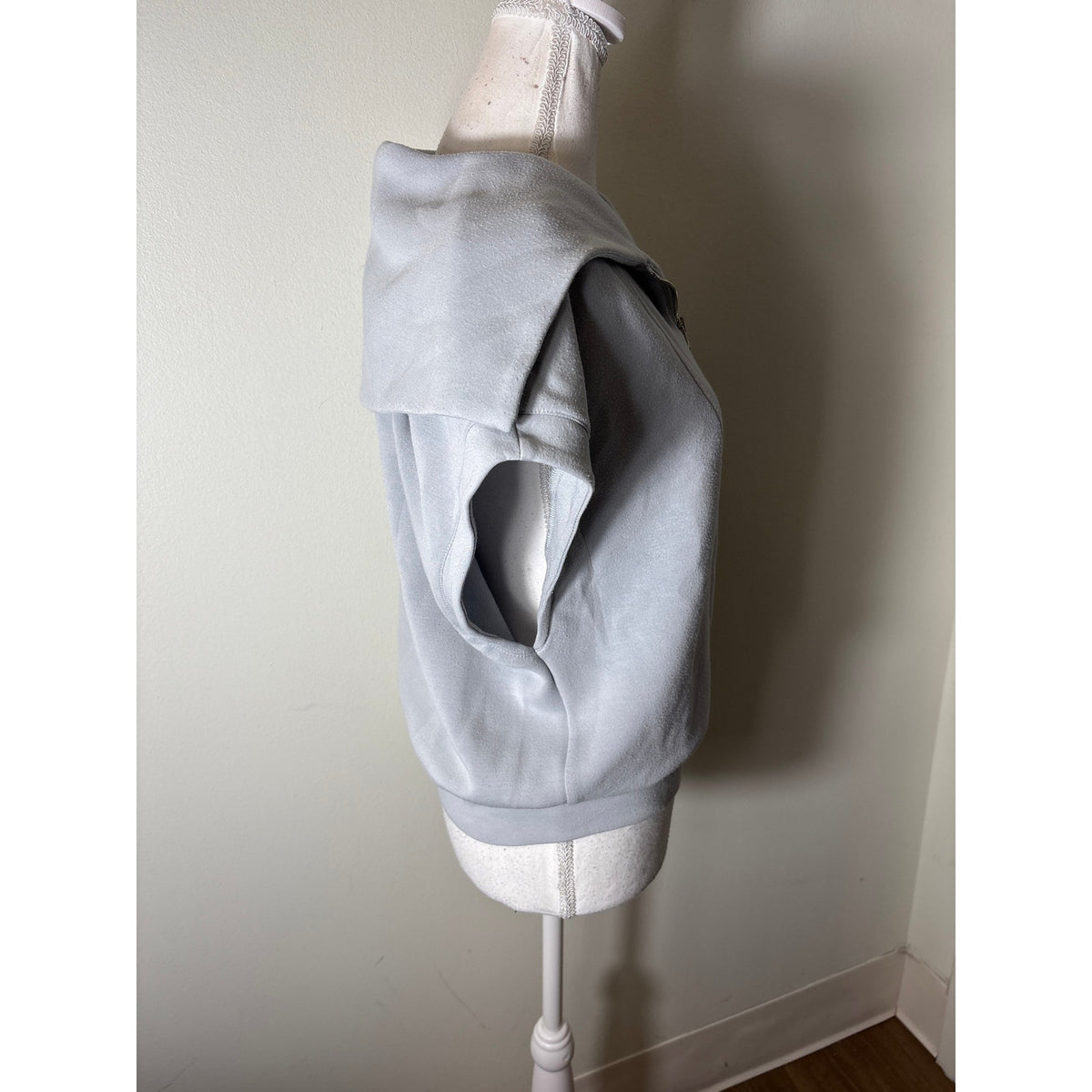 Varley Light Blue Cap Sleeve Quarter Zip Pullover Sz S