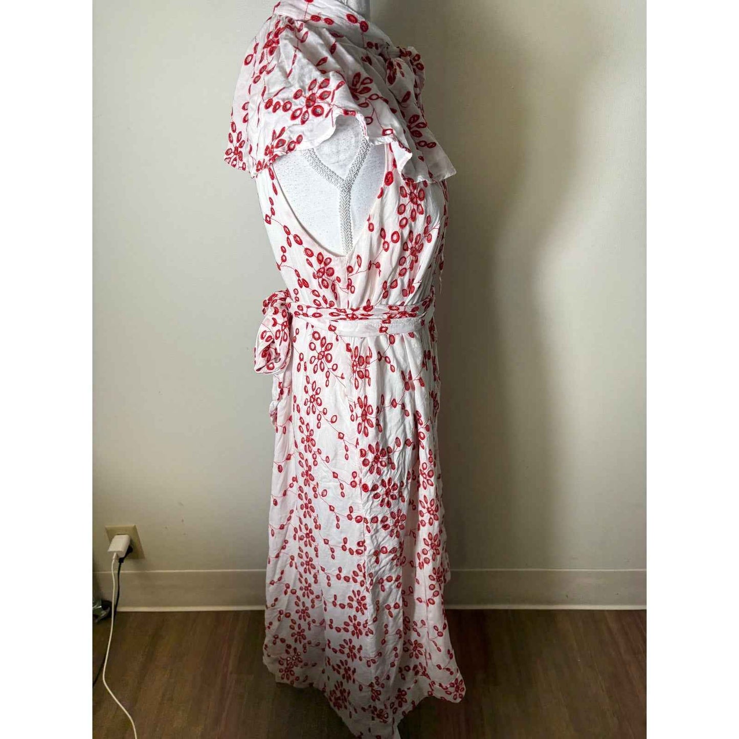 Buru White Cotton Eyelet Mock Neck Short Sleeve Floral Print Sz S