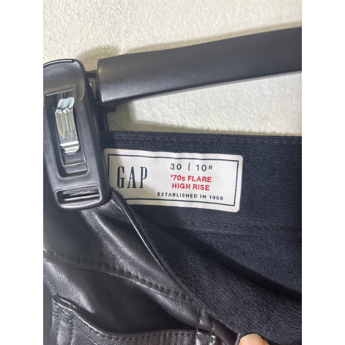Gap Black Faux Leather Jeans style pants "70's flare high rise" Sz 10