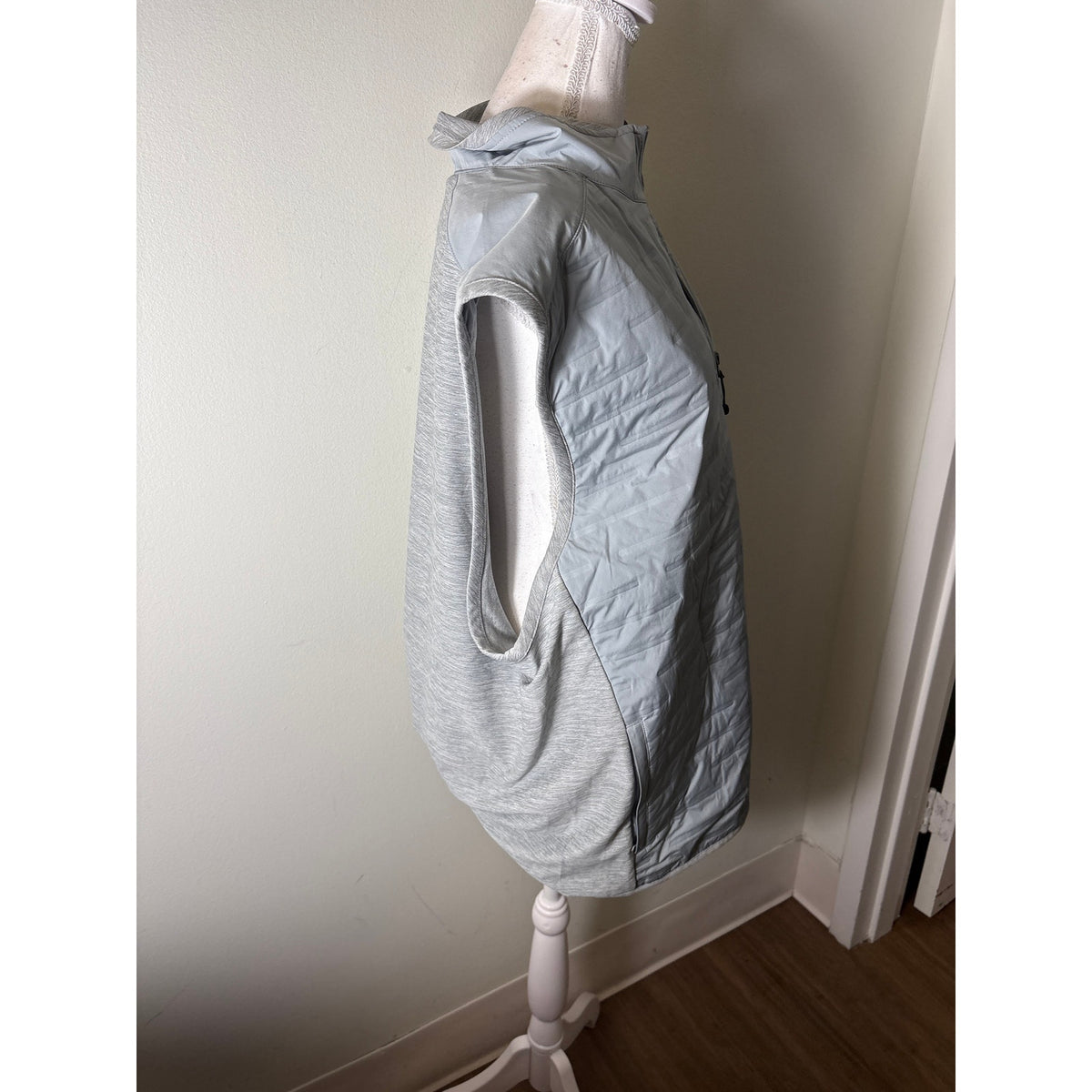 Men's Southern Tide Light Gray Sleeveless Vest Sz XXL