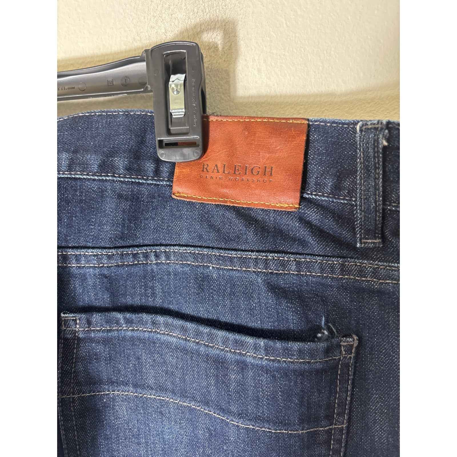 Men's Raleigh Denim Workshop Dark Wash "Jones" Blue Jeans Sz 40x30