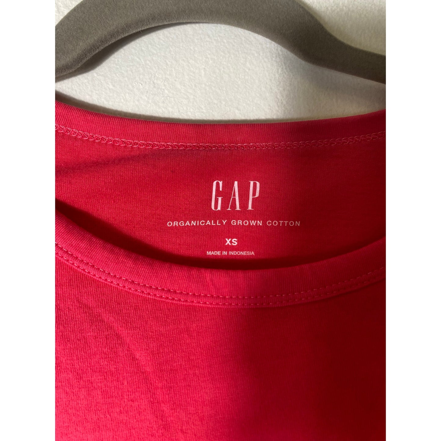 Bundle of 2 Never Worn Gap T-Shirts Sz XS