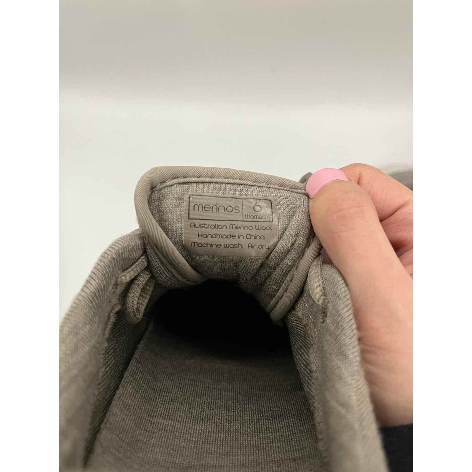 Merinos Gray Comfortable Lace Up Sneakers Sz 6