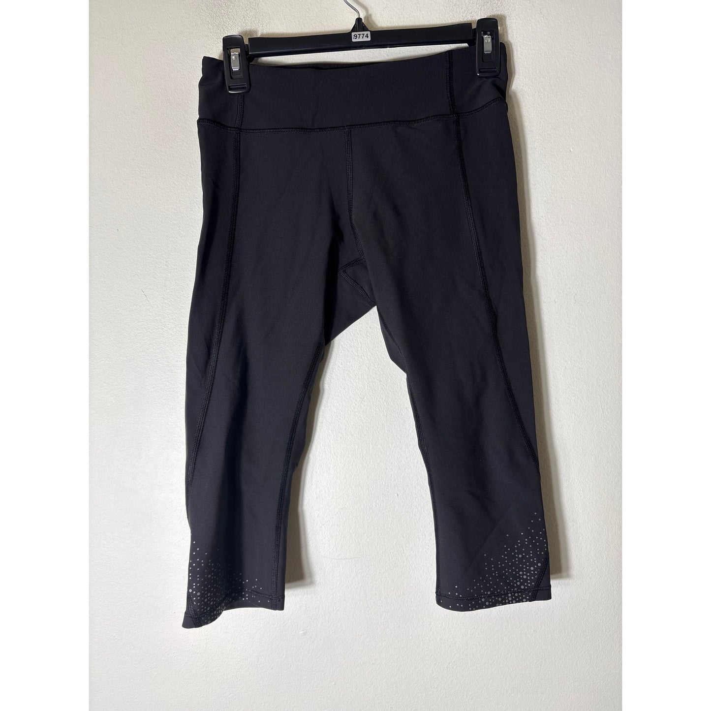 Lululemon Black With Hemline Dot Detail Leggings Sz 6