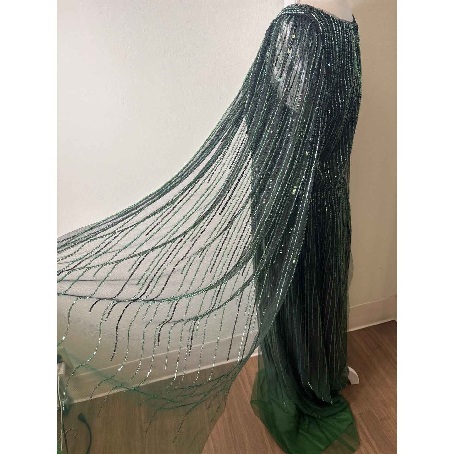 Marchesa Notte Black and Green V-Neck Floor Length Sleeveless Gown Sz 10