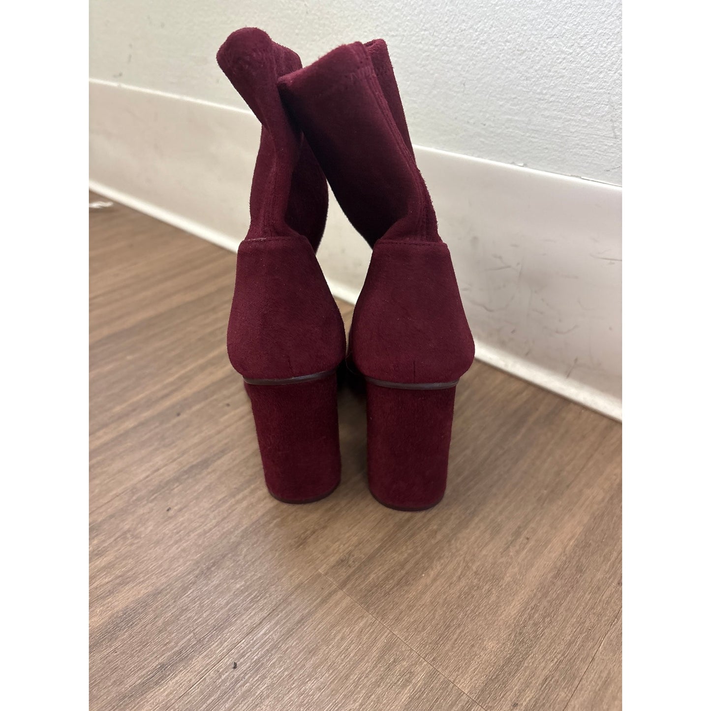 Stuart Weitzman Maroon Suede High Heel Bootie Sz 6