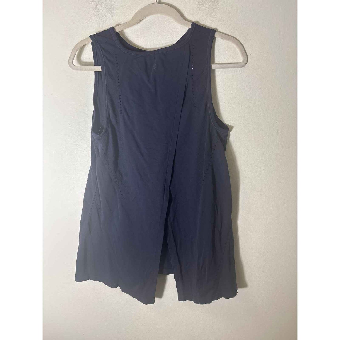 Athleta Black Sleeveless Athletic Top with a Split Back Sz L