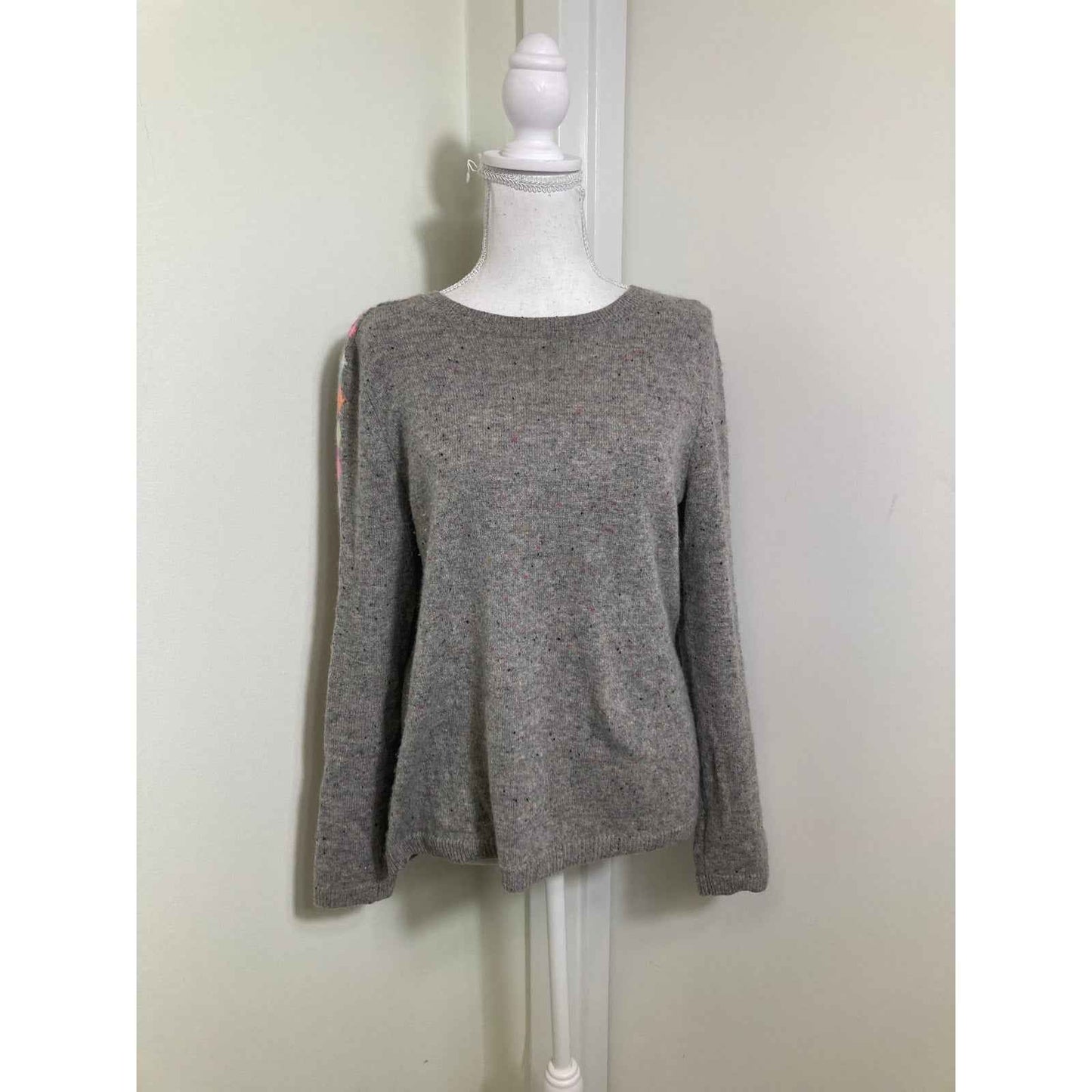 Lisa Todd Gray Cashmere Sweater w/ Colorful Flecks & Diamonds on sleeves Sz S