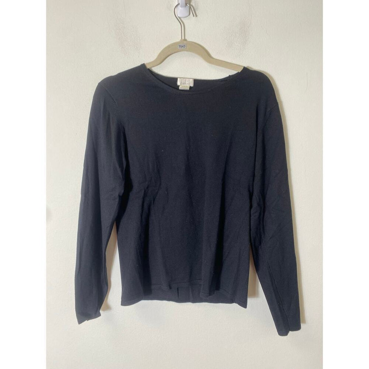 Belford Lightweight Sweater in Black Size Large