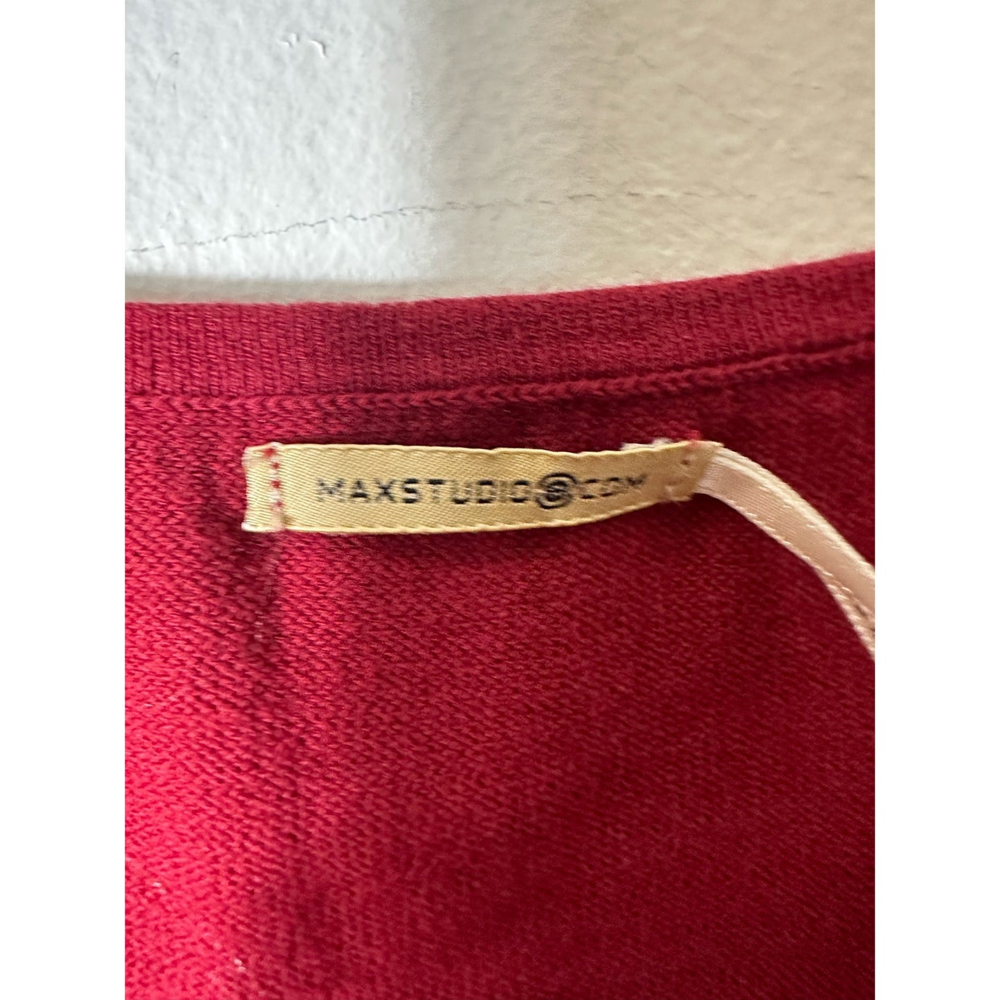 Max Studio Crimson Low V Ruffle Sleeveless Cardigan Sz M