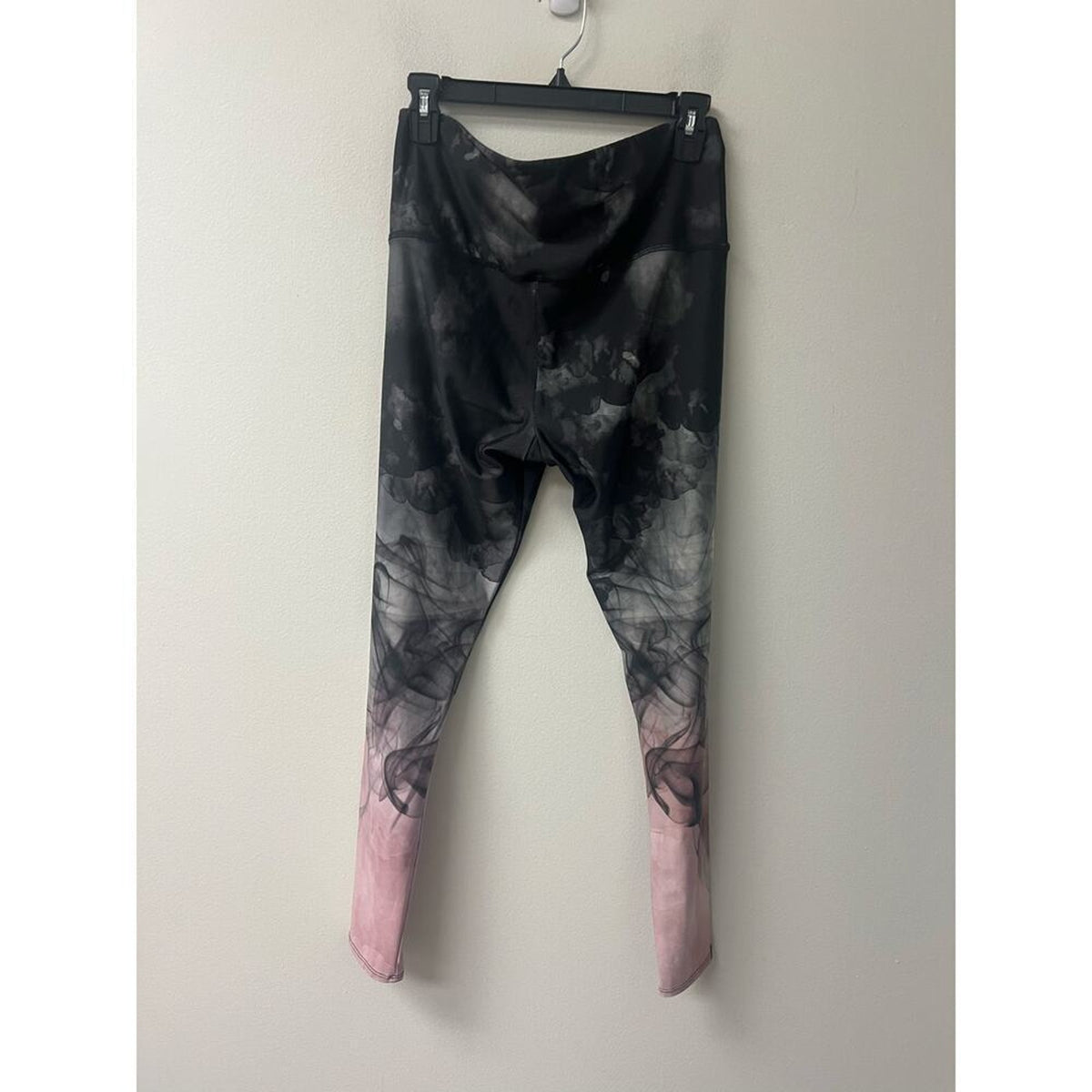 Onzie Galaxy Print Leggings Size Large
