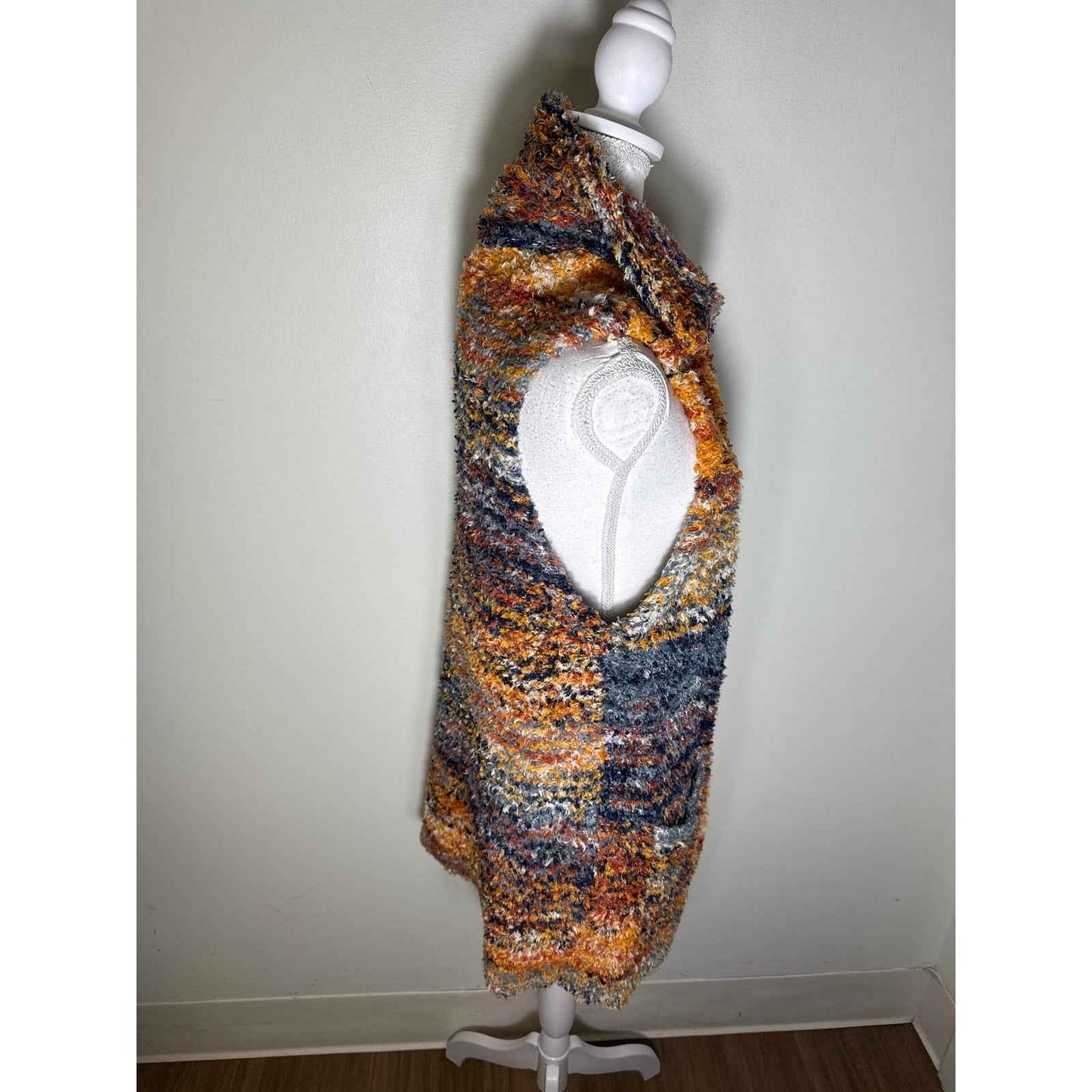 NWT Pilcro Anthropolgie Orange Sleeveless Open Front Cardigan Sz M