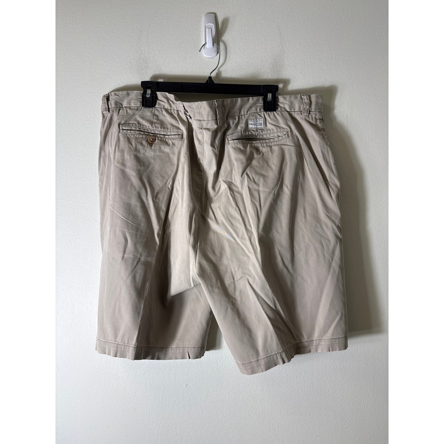 Mens Vineyard Vines Khaki Cotton Flat Front Shorts Sz 42