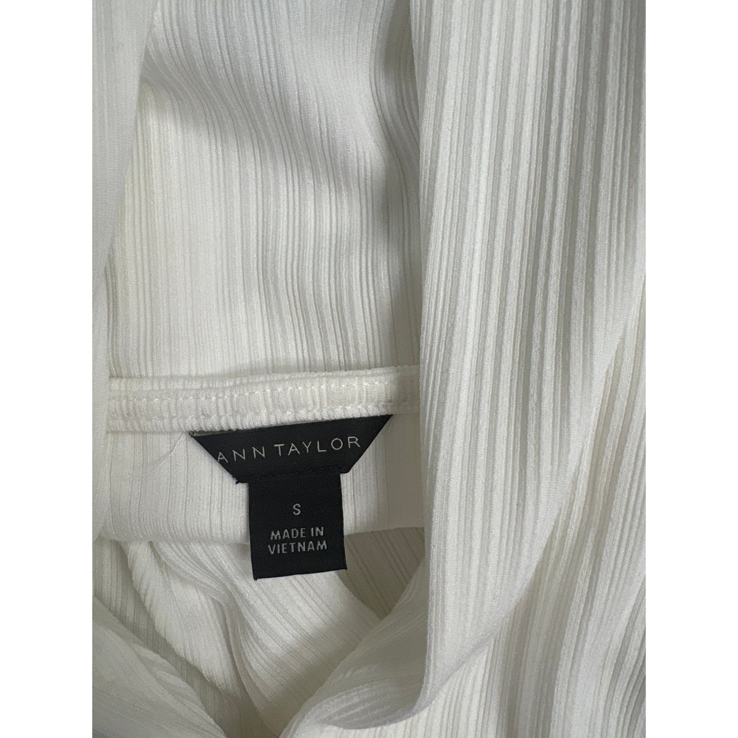 Ann Taylor White Halter Top Sz s