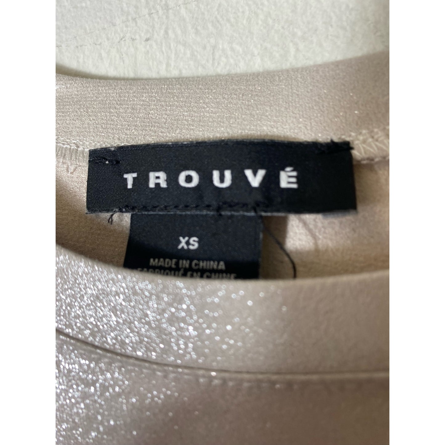 Trouve Light Gray Shimmery Short Sleeve T-shirt Sz XS