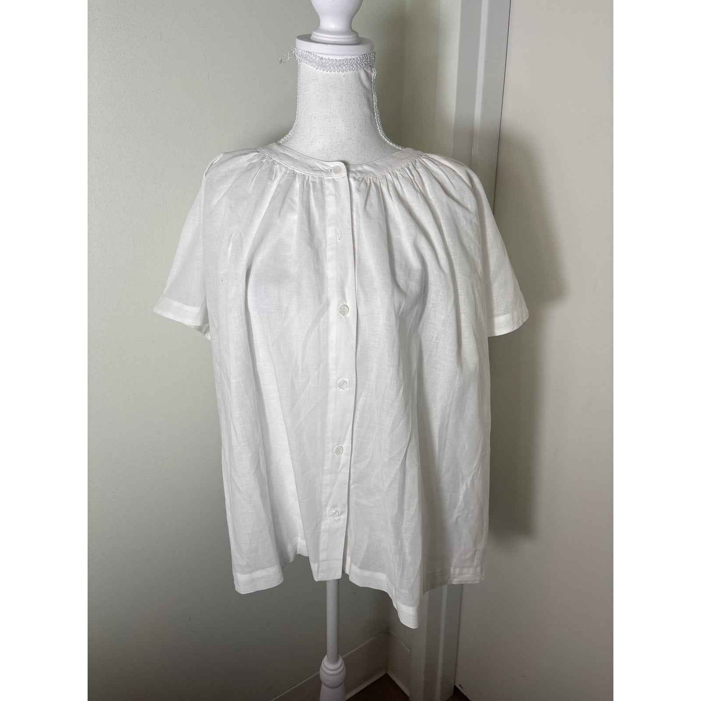 Jenni Kayne White Cap Sleeve Box Style Button Up Top Sz L
