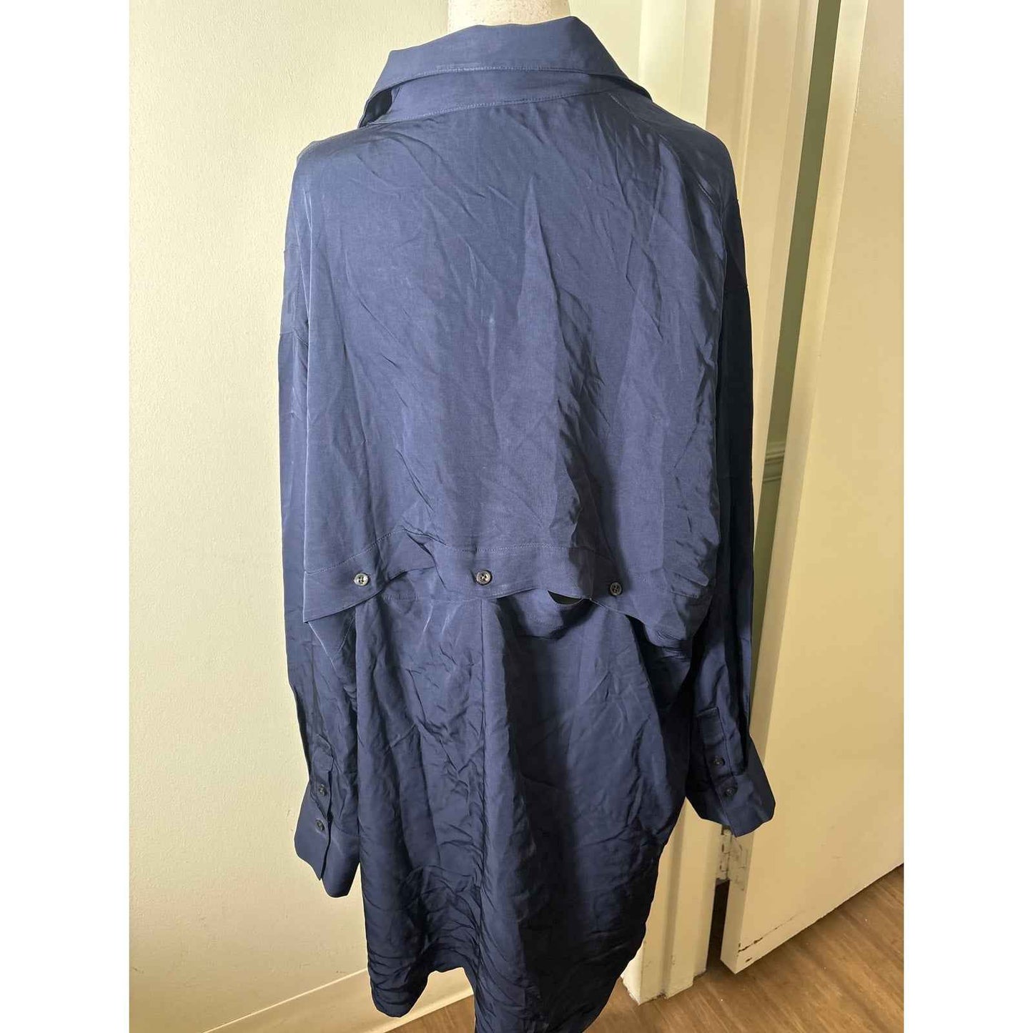 NWT Banana Republix Navy Button Up Blouse Sz XXL