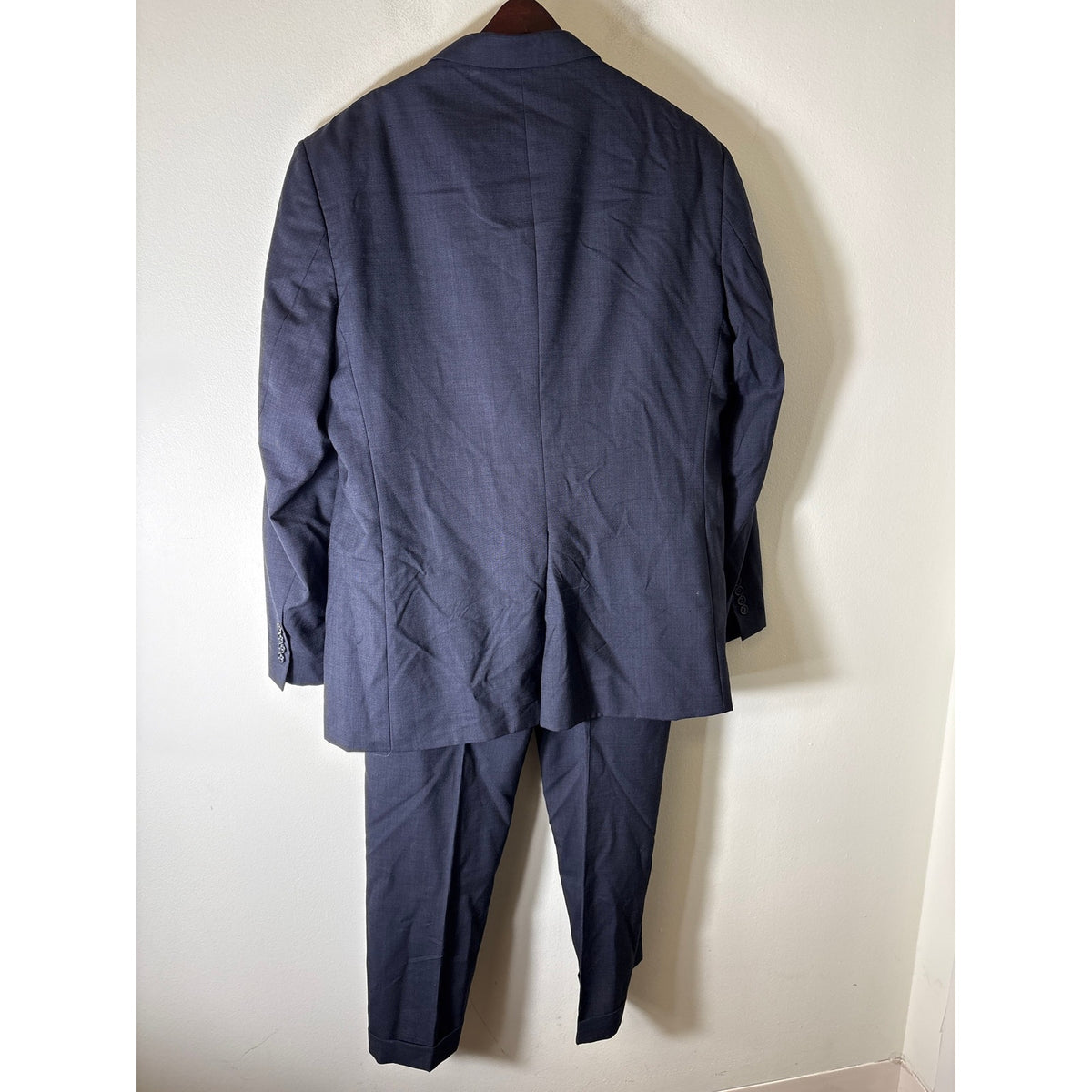 Mens Jos A Bank Navy Executive Suit Sz 46L/40Waist