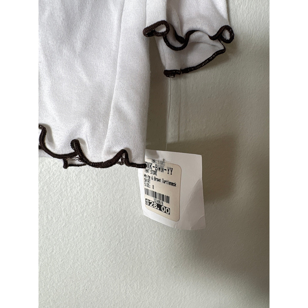 Girls Vintage NWT That Store White turtleneck with brown lettuce edge trim Sz 8