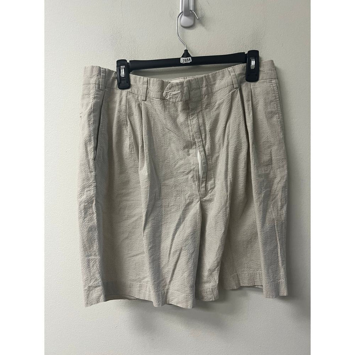Berle Mens Plaid Shorts Tan and White Size 36 Regular