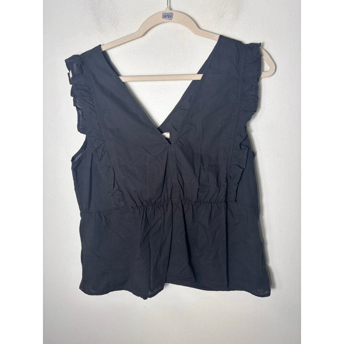 Xirena Black Flutter Sleeve Cotton V Neck Top Size Medium NWT