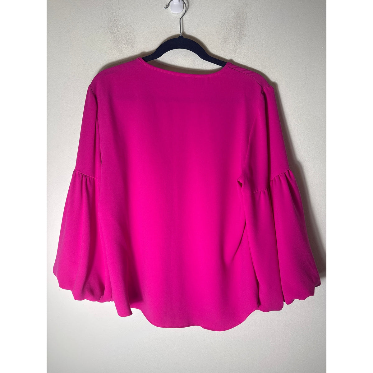 Trina Turk Hot Pink Long Bubble Sleeve Top Sz L