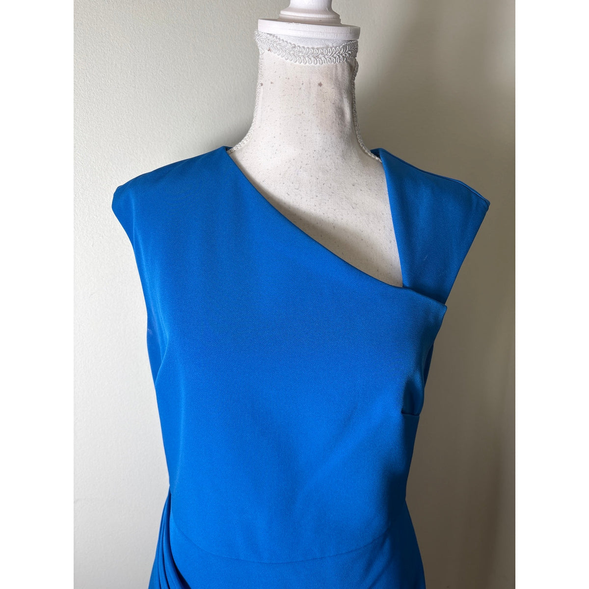 Halston Bright Blue Sleeveless Asymetrical Knee Length Skirt Sz 6