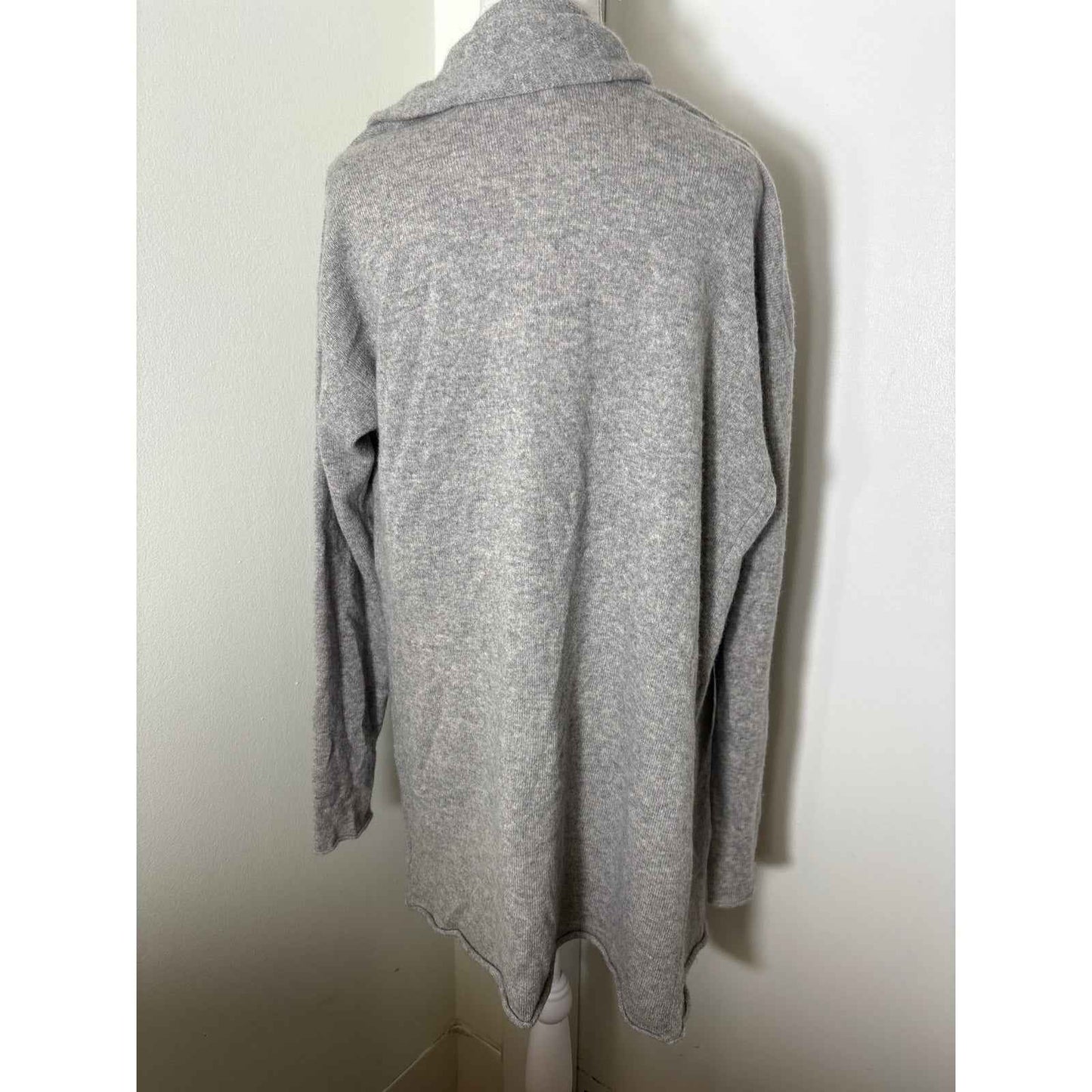 White + Warren Gray Cashmere Cardigan Sz L