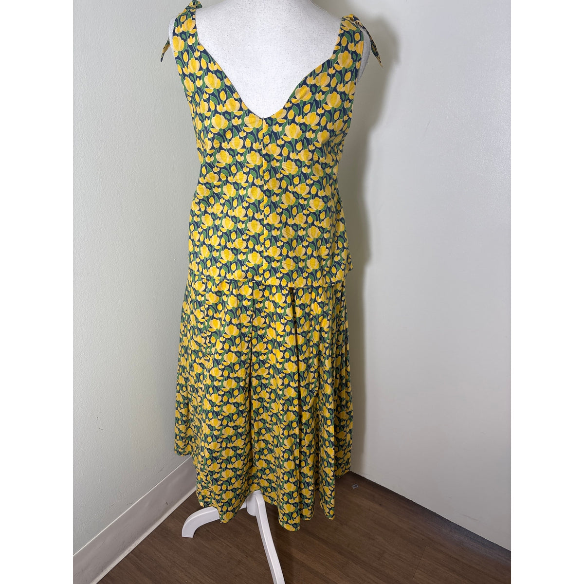 Buru Yellow Dafodil Skirt Set Sz S