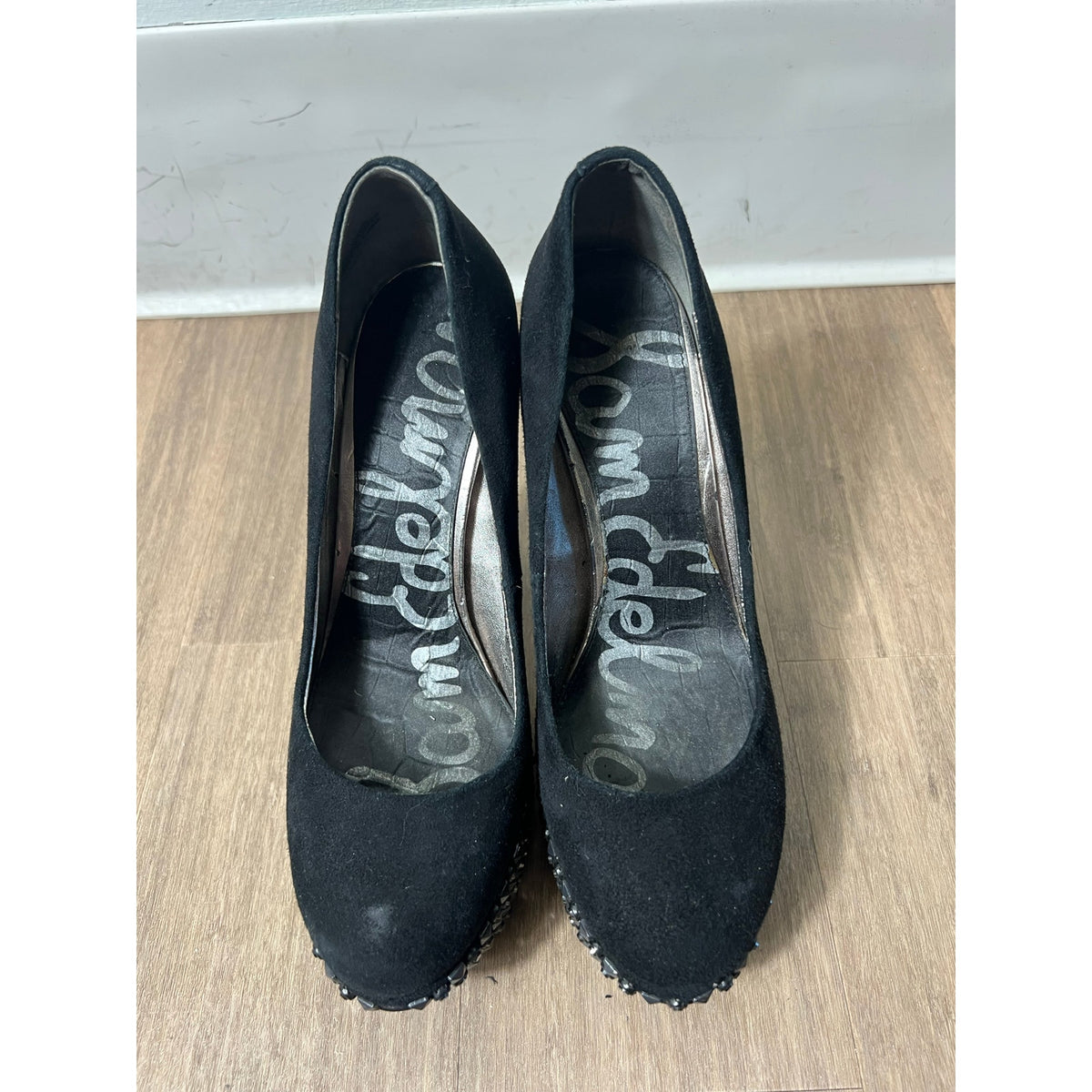 Sam Edelman Black Stacked 5" Heel Embellishment Around front of Shoe sz 7M