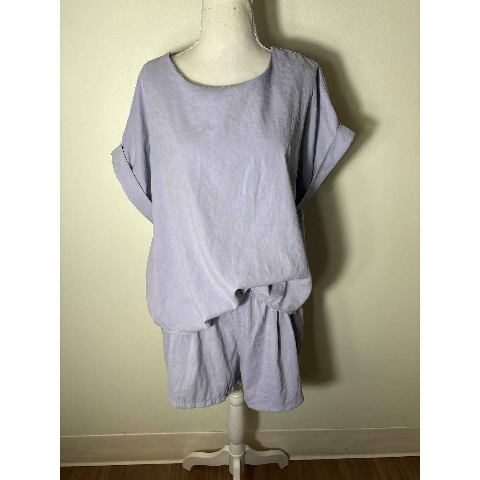 Buru Lavender Short Sleeve Top and Shorts Set Sz S