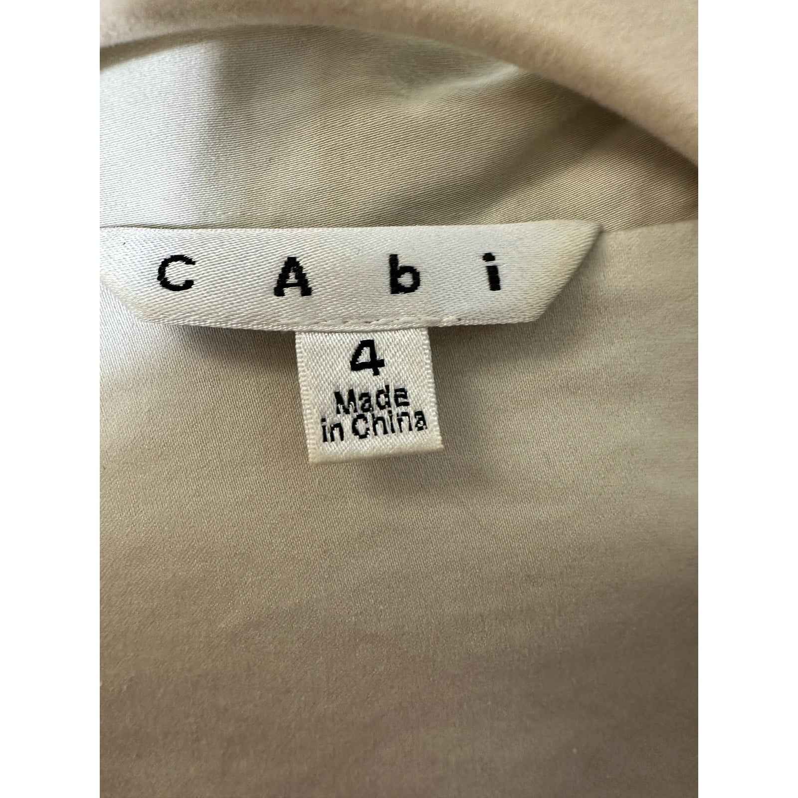 Cabi Tan Khaki Short Sleeve Short Belted Trench Coat Style Jacket Sz 4