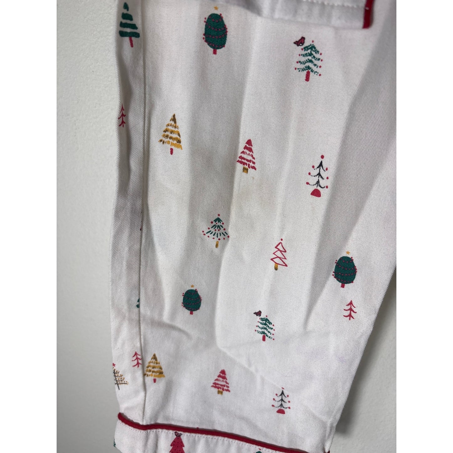 Boy's Petite Plume White Christmas Themed PJ Set Sz 5