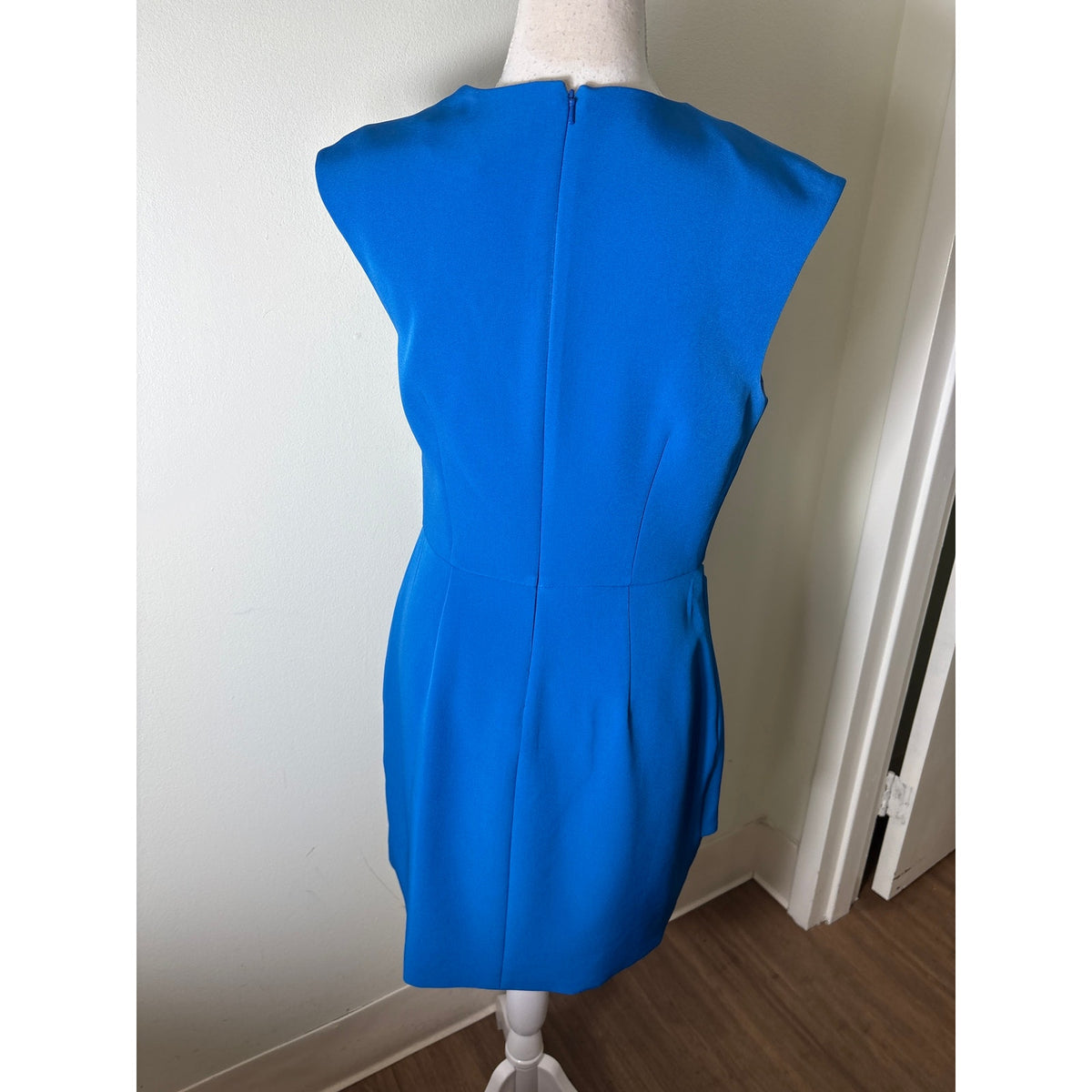Halston Bright Blue Sleeveless Asymetrical Knee Length Skirt Sz 6