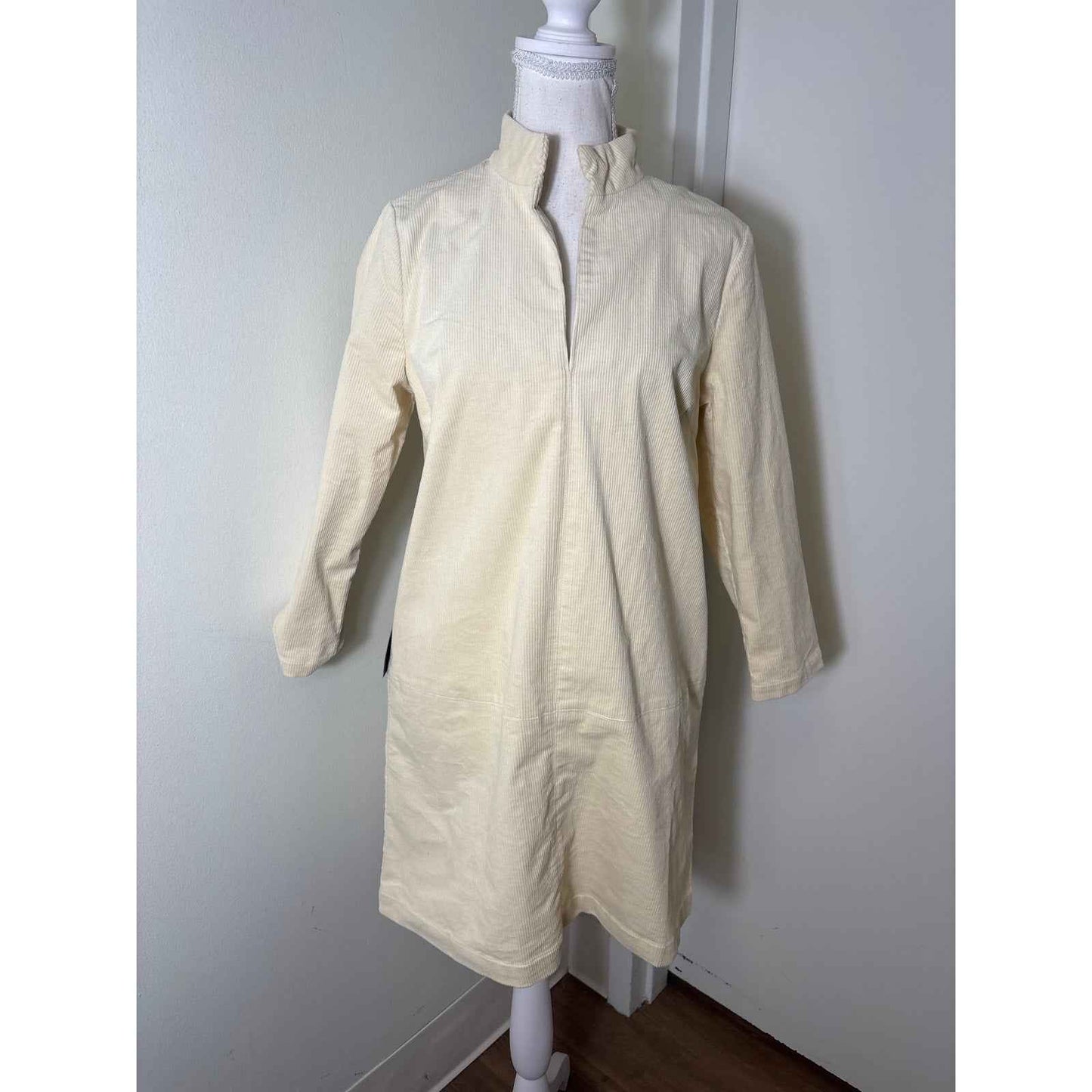 NWT Tuckernuck Cream Long Sleeve V-Neck Cordoroy Knee Length Dress S