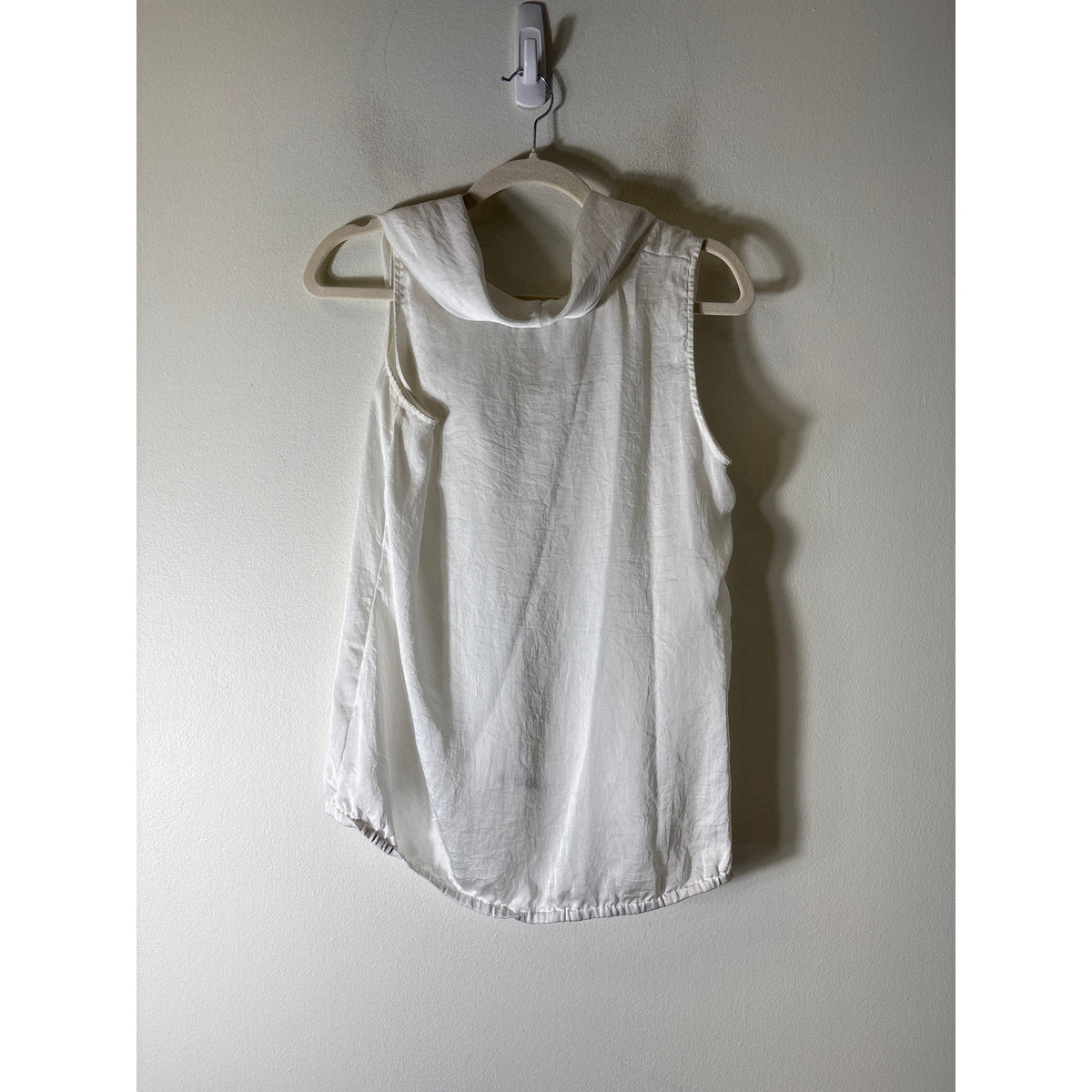 Michael Michael Kors Crisp White Sleevless Top with Draped Collar Sz M
