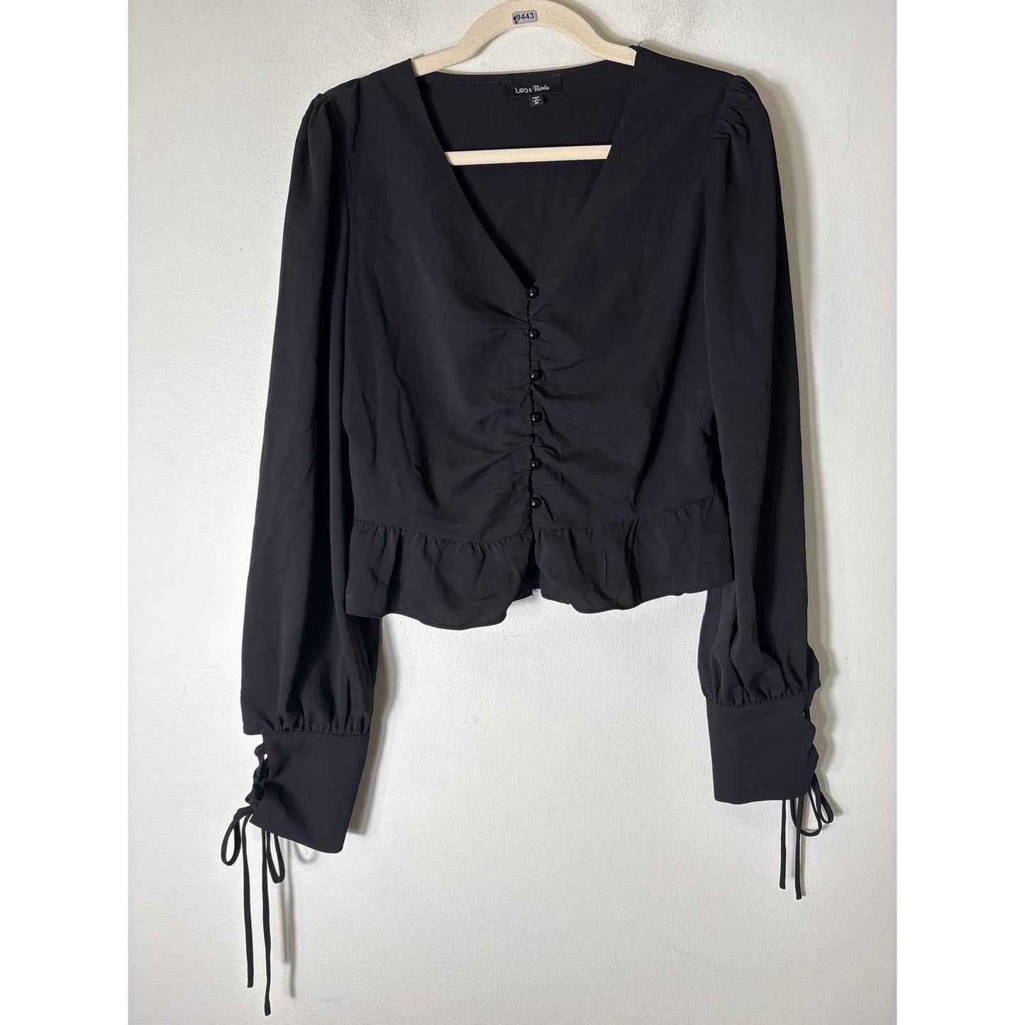 Lea & Viola Black Long Peasant Sleeve Shirt with Cropped Bodice Sz M