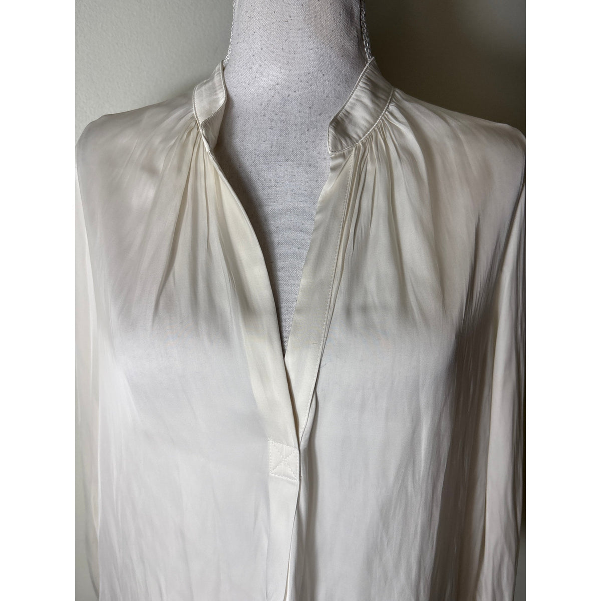Zadig&Voltaire White Long Sleeve V Neck Shirt Sz M