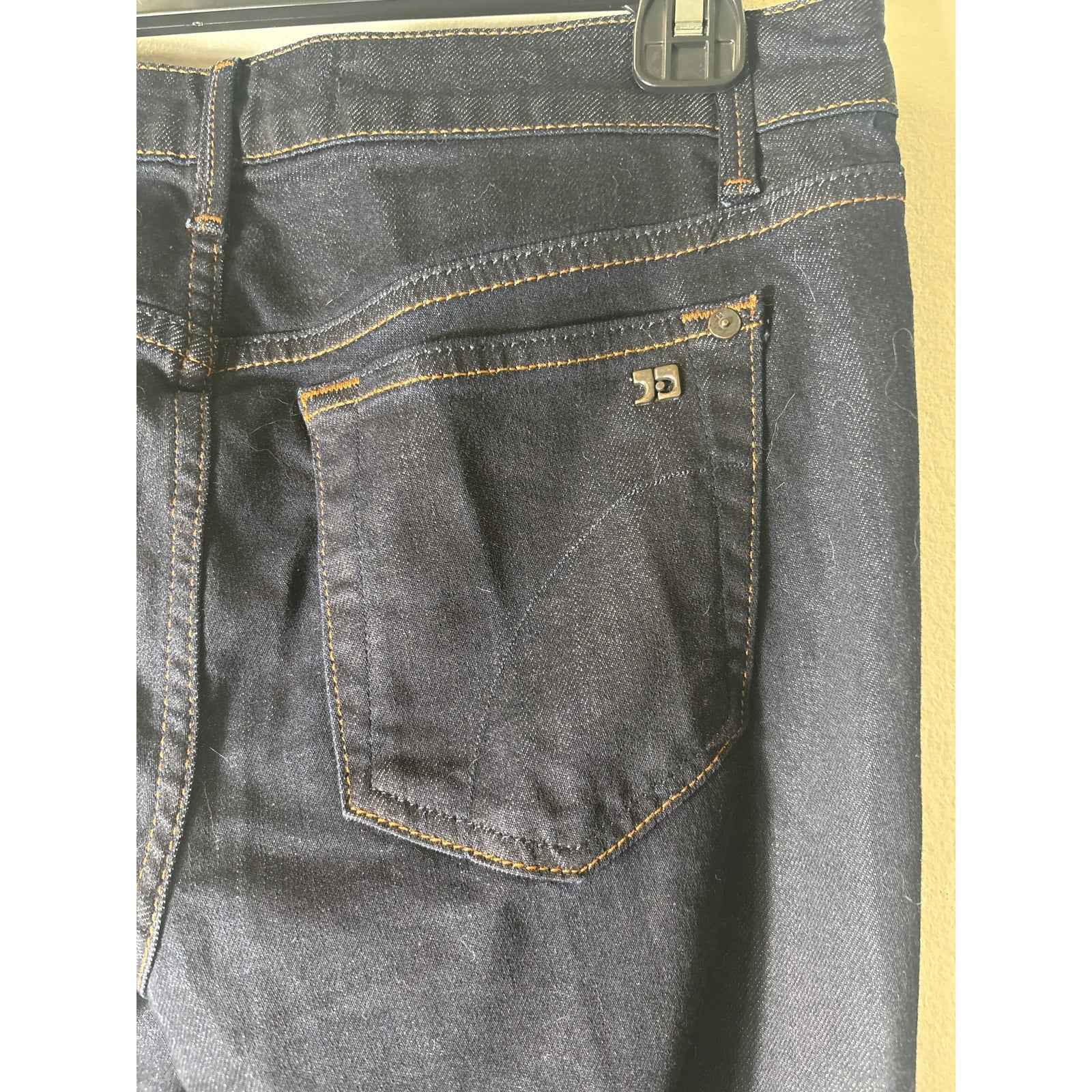 Joe's Dark Wash "Honey" FLare Leg Blue jeans Sz 28