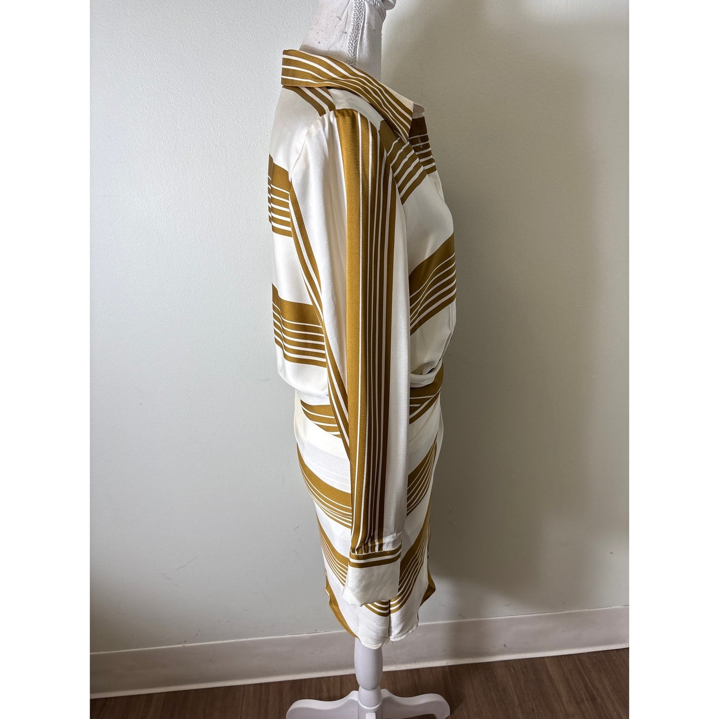 THML Off White Long Sleeve Above the Kne Faux Wrap Dress Sz S