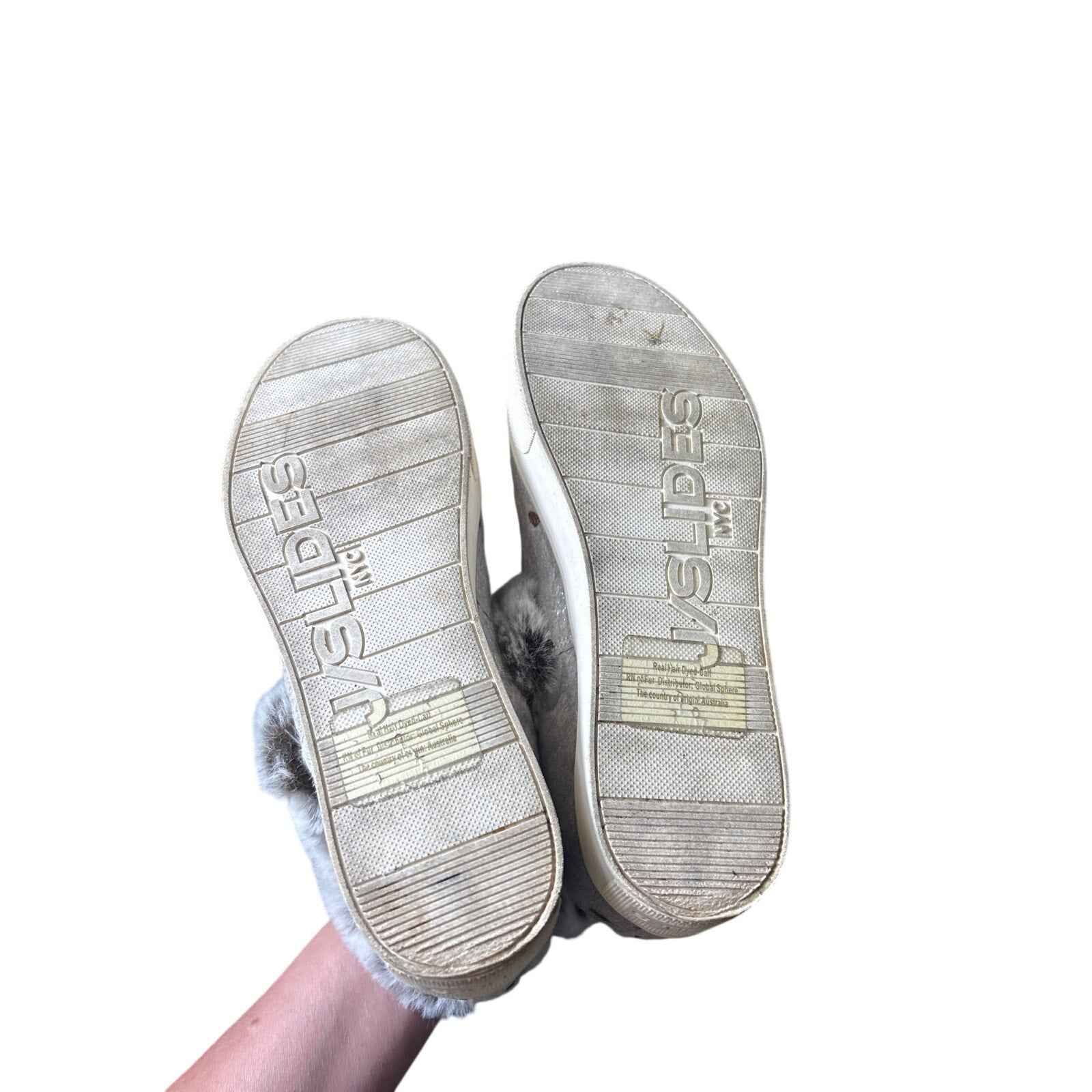 J. Slides Gray/Silver Leather Faux Fur Animal Print Pull On Bootie Sz 8