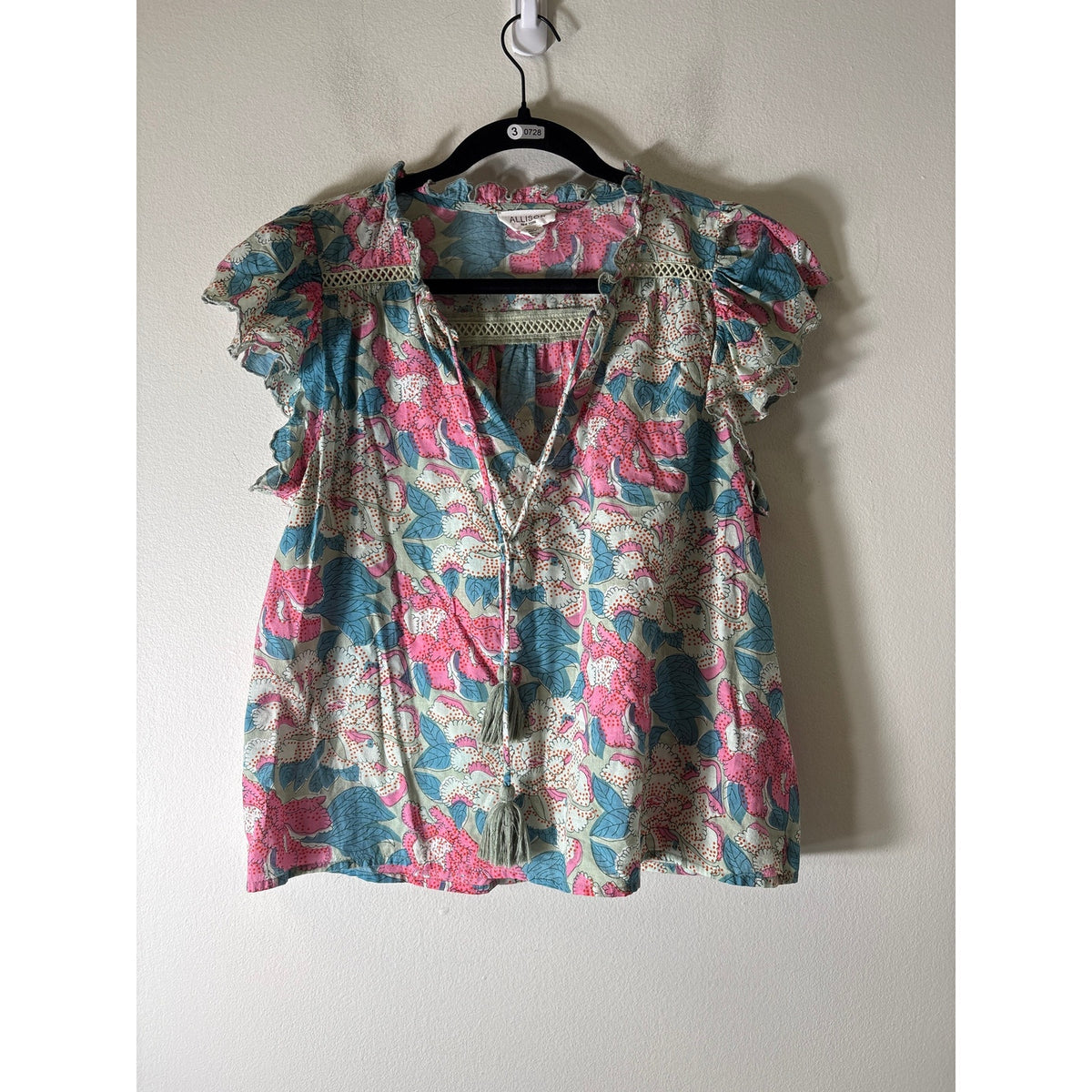 Allison Pink and Green Flutter Sleeve Cotton Top Sz M